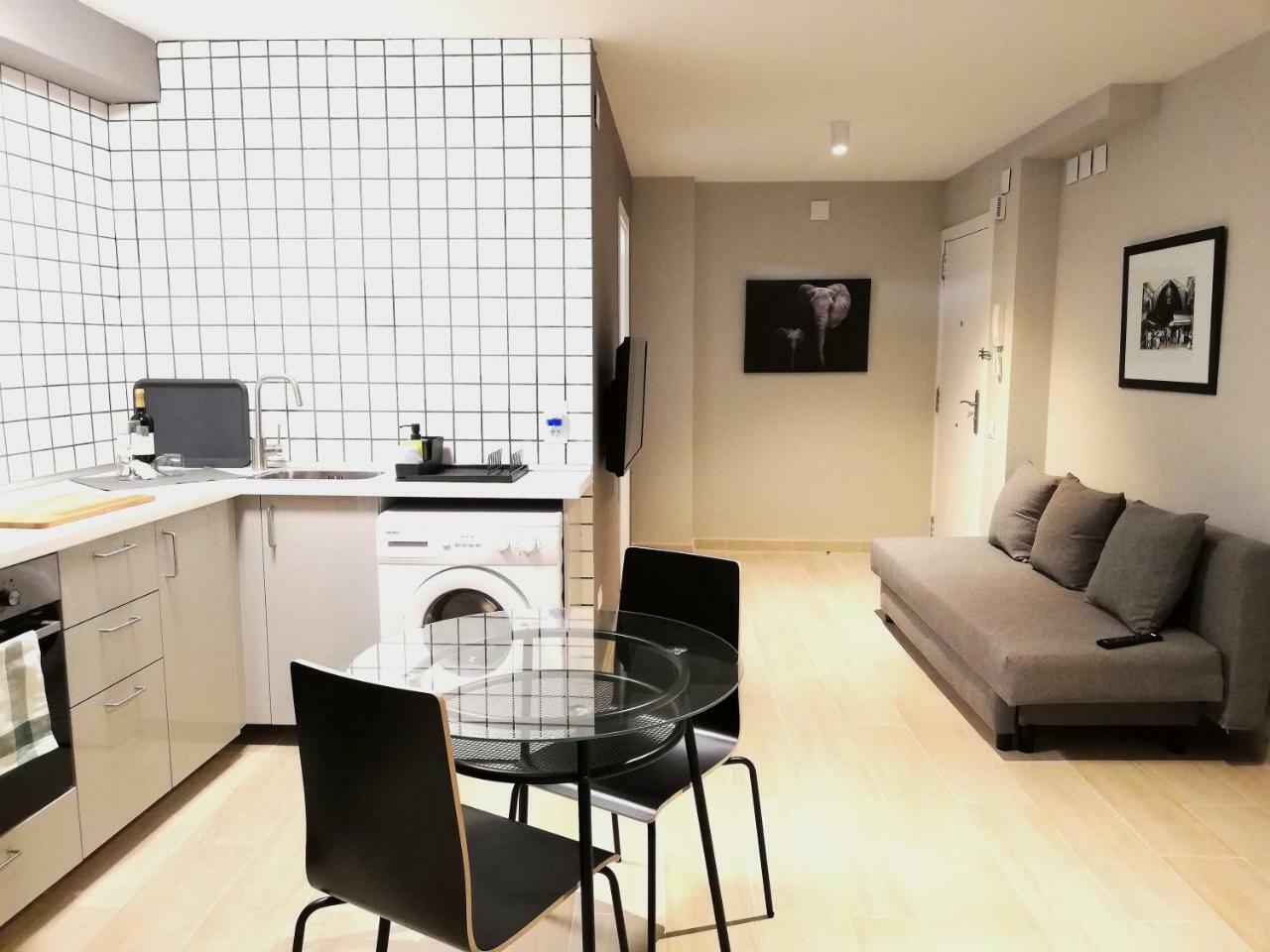 Mazi Apartments Suite Mataro Exterior photo